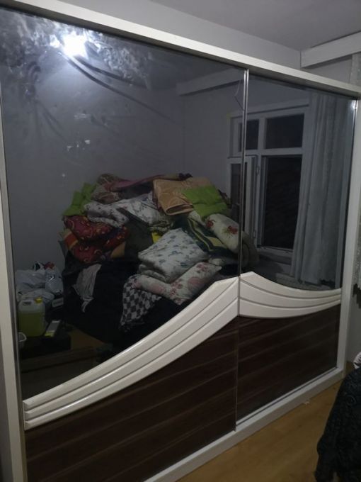 Avcılar sürgülü ray kapaklı elbise dolabı kapak tamir işlemi
