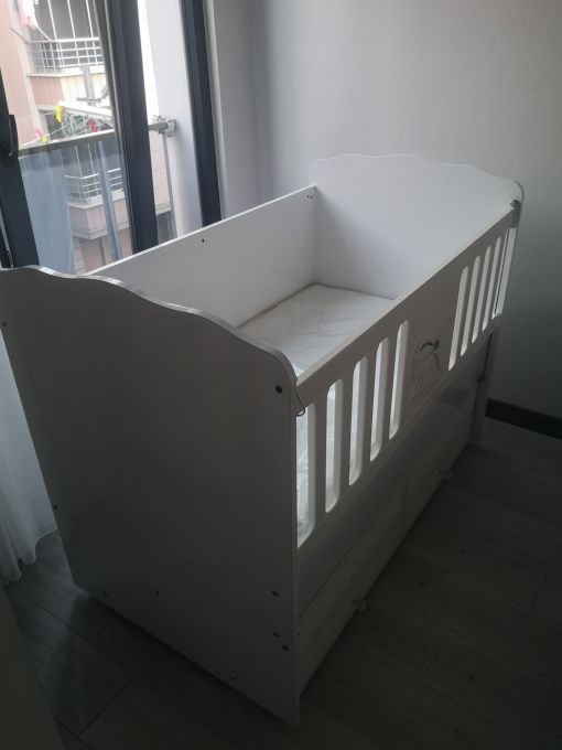 Avcılar Tahtakale Mahallesi bebek beşiği montaj işlemi 