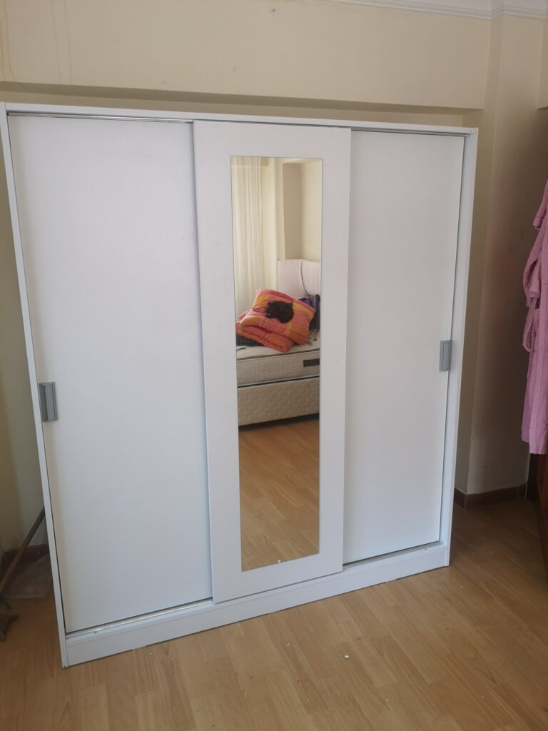 Bağcılar Bağlar mahallesi sürgülü gardırop montaj işlemi