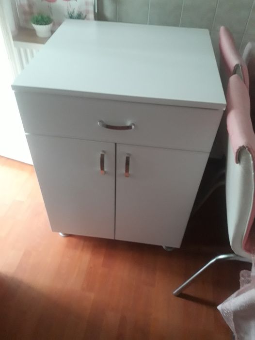 Bağcılar Barbaros mahallesi set altı dolabı montaj işlemi