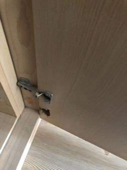 Altınşehir mahallesi kapak menteşe tamir işlemi