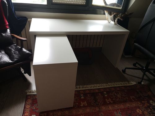 Bahçeşehir 1 kısım mahallesi ikea çalışma masası montajı 