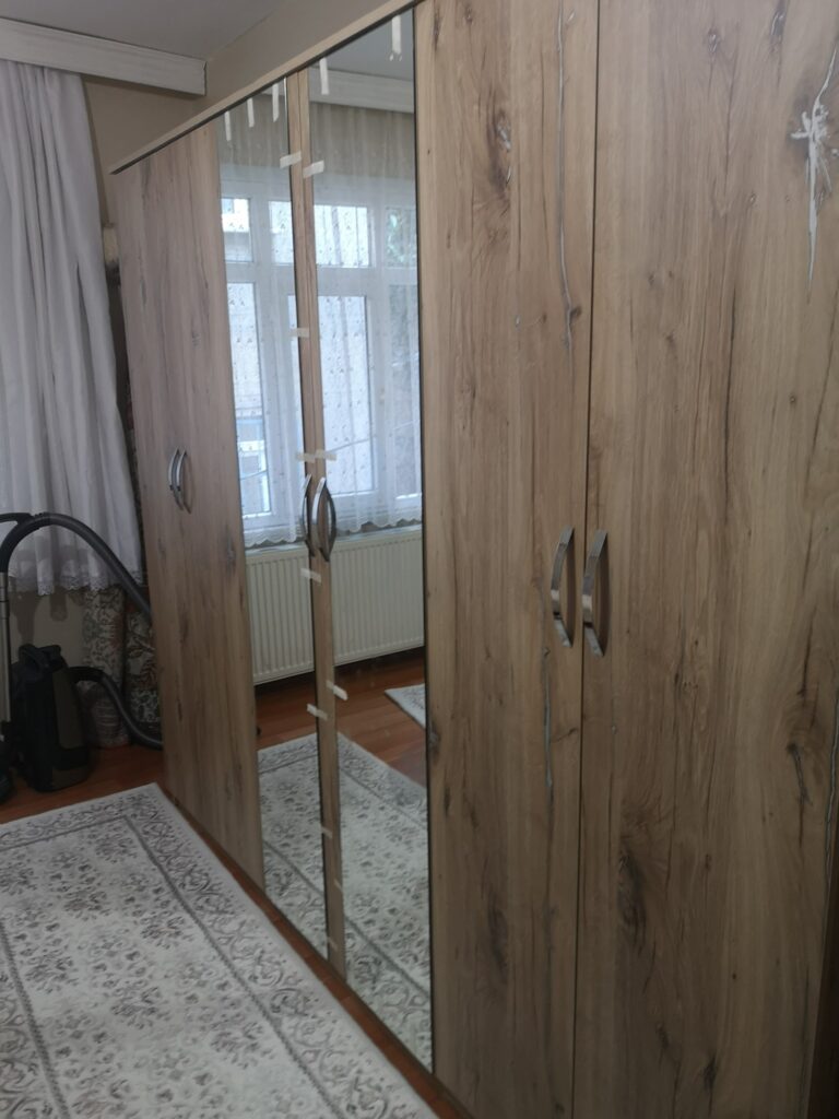 Tuna Mahallesi elbise dolabı kurulum Esenler