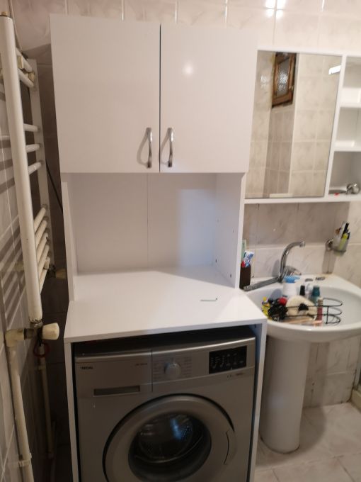 Esenyurt Yenikent Mahallesi çamasır makinesi kabini dolabı montaj işlemi.