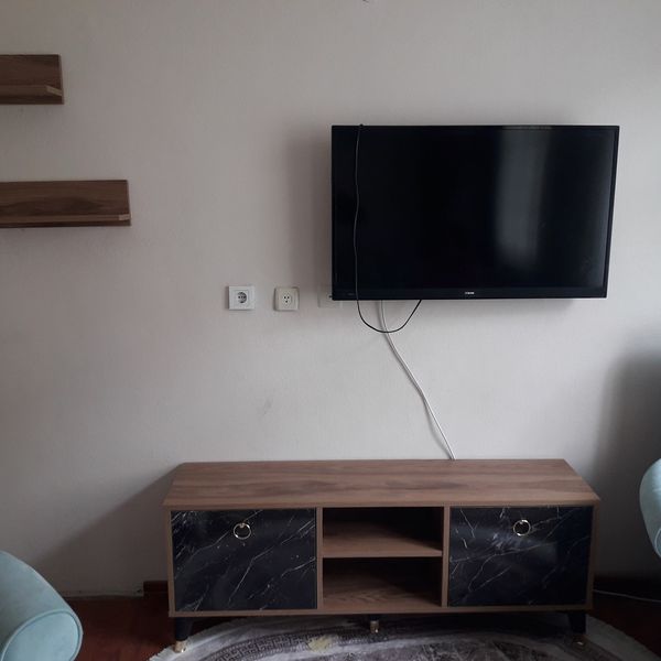 Küçükçekmece İnönü mahallesi tv ünite montaj işlemi