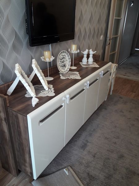 Küçükçekmece Kartaltepe mahallesi konsol kapak menteşe değişim işlemi