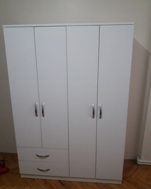 Küçükçekmece Cumhuriyet mahallesi 4 kapılı gardırop montaj işlemi