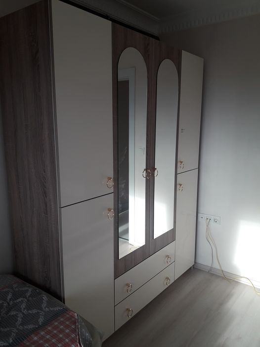 Küçükçekmece Yenimahalle mahallesi gardırop montaj işlemi