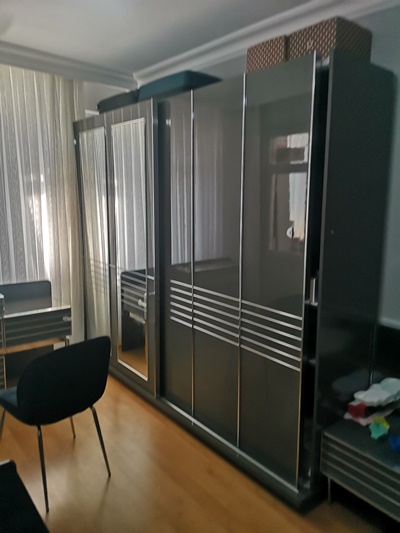 Sürgülü Kapak Ses Yapıyor (Gıcırtı ve Tıkırtı) Sorunu ve Çözümü 1 Sürgülü ray kapaklı elbise dolabı. Kapak neden ses yapar. Sorunu ve çözüm yolları | Blog