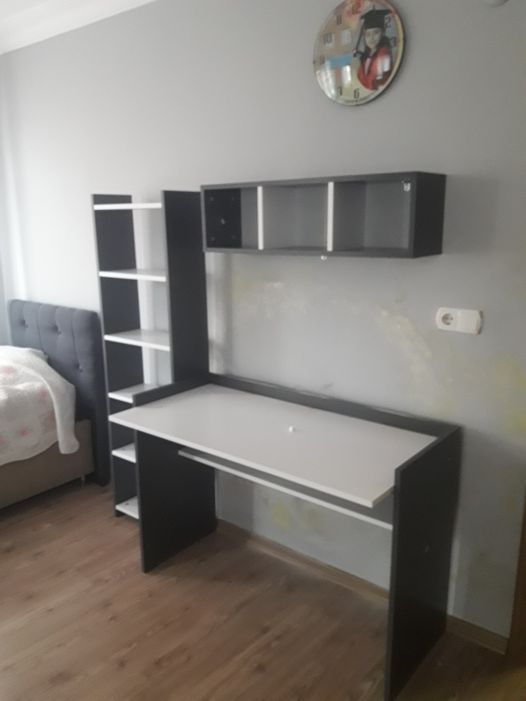 Bakırköyde çalışma masası montajişlemi yapıldı