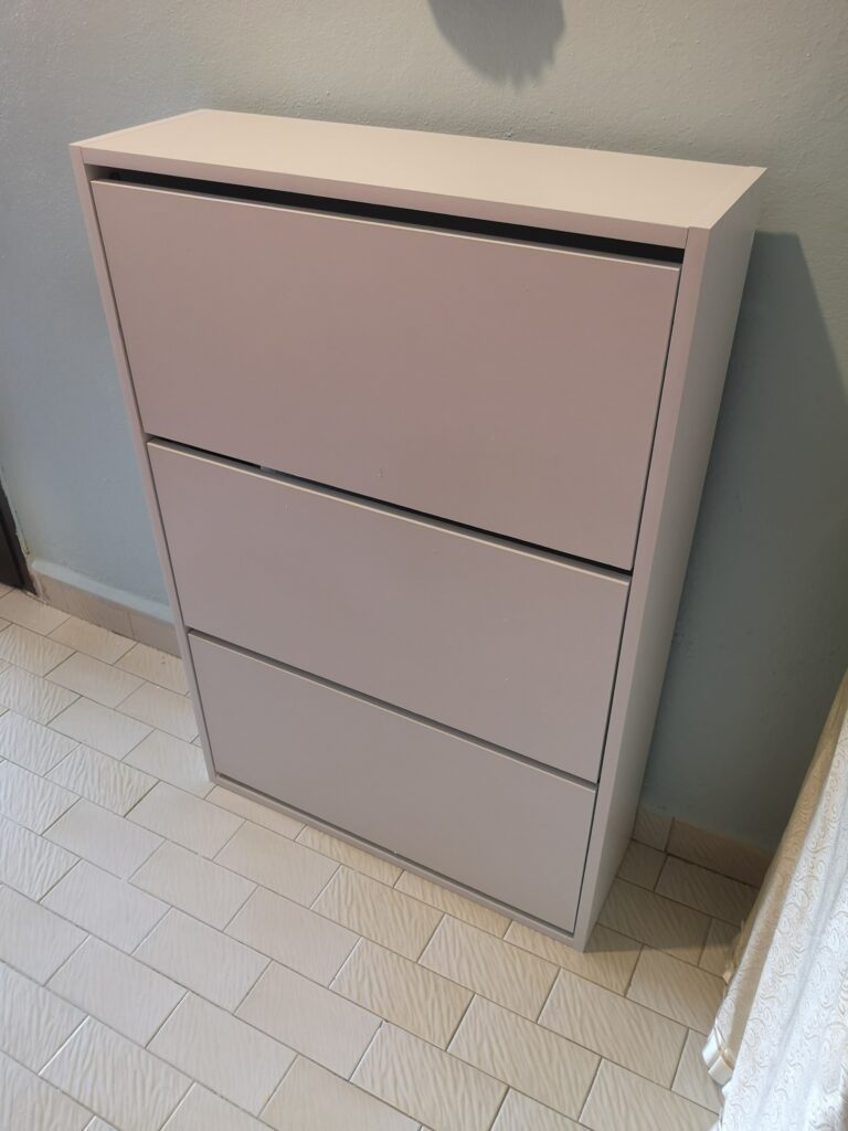 Bakırköy Cevizlik mahallesi ayakkabılık montaj işlemi yapıldı teslim edildi.