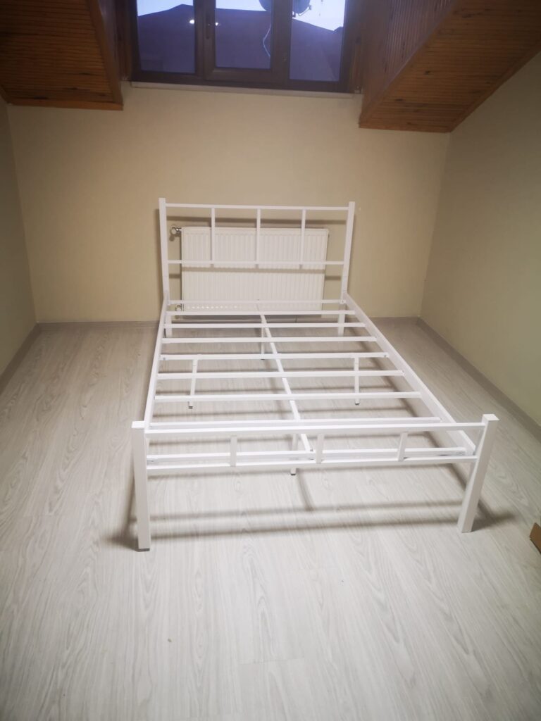 Beyoğlu Evliya Çelebi Mahallesinde karyola montajı yapıldı