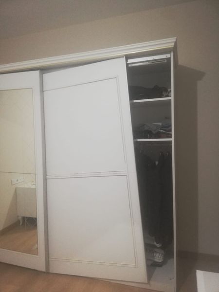 Büyükçekmece gardıroptan düşen kapak tamir işlemi