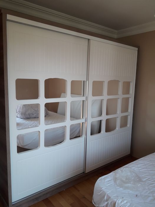 Büyükçekmece Çakmaklı mahallesi sürgülü ray kapaklı elbise dolabı tamir işlemi tarafımızdan yapılmıştır