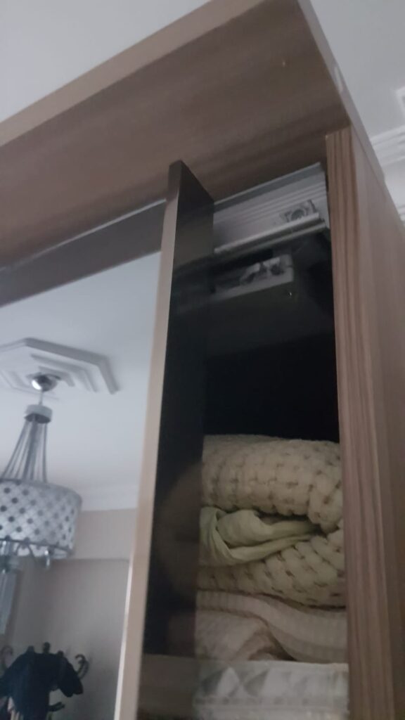 Cevatpaşa mahallesi sürgülü ray kapak tamir işlemi yapıldı