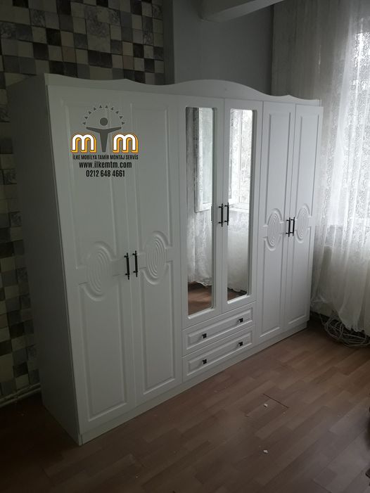 Eyüp Sultan Defterdar Mahallesinde 6 kapılı gardırop montajı yapıldı