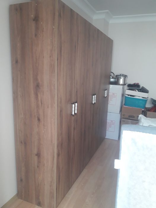 Güngören ilçesinde 6 kapılı elbise dolabı kurulumu yapıldı