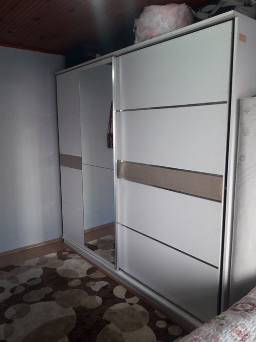 İsmetpaşa mahallesinde sürgülü ray kapaklı elbise dolabı tamir işlemi yapıldı