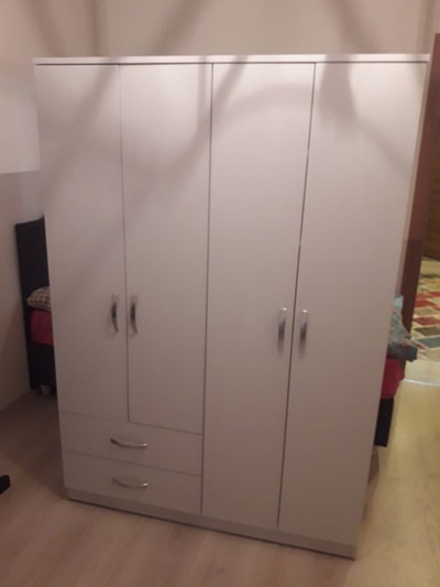 Kağıthane Talatpaşa Mahallesnde 4 kapılı elbise dolabı montajı yapıldı