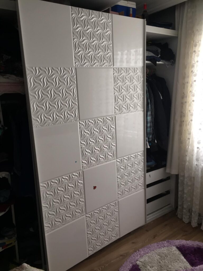 Bayrampaşa muratpaşa mahallesinde sürgülü ray kapaklı elbise dolabı tamir işlemi yapıldı