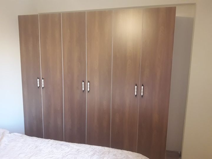 Şişli Feriköy Mahallesinde 6 kapılı elbise dolabı montaj işlemi yapıldı